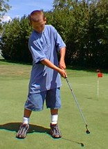 kidputt_followthru.JPG (46118 bytes)